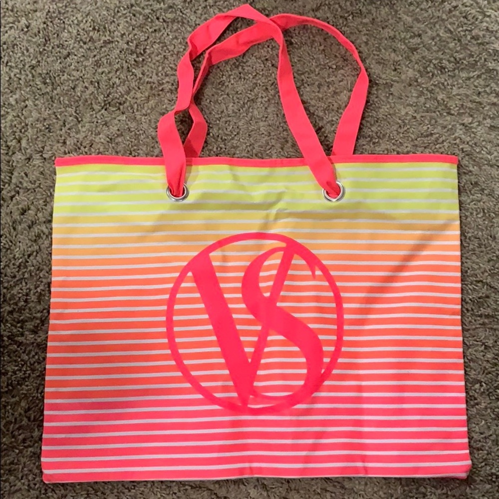 NWOT Victoria’s Secret tote